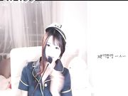 韩国妞制服诱惑激情表演给你看