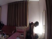 和高跟黑丝坐台小姐宾馆打炮自拍