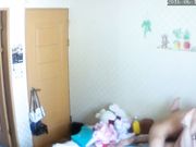 摄像头监控偷拍小伙玩的这招是不是叫乾坤大挪移