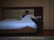 神级美女酒店兼职援交美女宁死不屈后来被男的使劲用力爆操