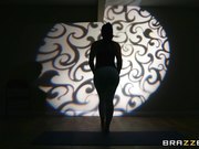 被教练撕破紧身裤暴操的瑜伽女郎