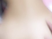 小骚逼与网友互动在床上自慰口交大鸡巴无套激情抽