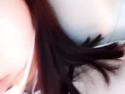 仙女小甜甜还没开脱就内裤就湿了一片自慰骚逼淫了一手好湿