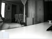 小两口客厅激情过夫妻生活搞得美妻喘息呻吟