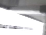 高校女卫系列多视角多年轻漂亮美眉中招尿尿粉嫩小肉肉