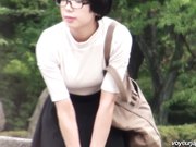 公共场合内急难耐找没人地方嘘嘘都是年轻漂亮美眉