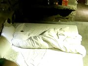 胖哥天没亮就要舔B操B女朋友走后自己拿手机看毛片打飞机