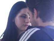 引诱英俊的越野队教练满足性欲的淫妇