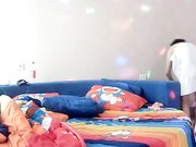 眼镜小胖哥和身材不错的大奶小女友