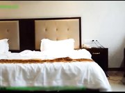 酒店双调小嫩妹这种场景下操B就是刺激过瘾对白经典