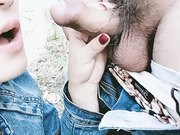 马尾辫斯文眼镜御姐与小伙炮友树林里野战原来是个快枪手