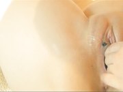 娇嫩美萌萌奶卉再尝性爱与摄影师互动拳交强制高潮