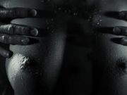 被老板诱奸的黑丝美妇