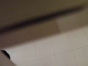 大型活动现场后台厕拍2美女们有说有笑都很兴奋啊