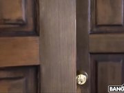 偷内裤的性感强盗送上门不操白不操