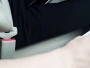 白嫩性感气质美女网约滴滴司机在公路边玩车震操的激烈