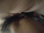 大哥晚上不回家吃完饭和嫂子在家里偷情从客厅一直干到床上