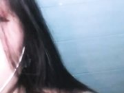 网红美女主播广场酒吧搭讪飚车党黄毛小伙到厕所啪啪