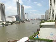 在江景别墅里内射可爱的金发少女