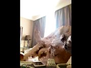 大叔抱养漂亮大三美女节假日到乡下人少的地方玩车震