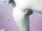 美女还在自拍穿着制服开档丝袜跳艳舞视频时就被在旁边观看的炮友忍不住狠狠爆操了!