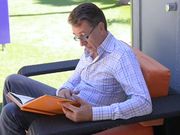 大奶学妹为了功课勾引教授