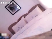 终于把婚庆公司美女策划经理搞到手了 趁她洗澡时偷偷装好摄像头偷怕全过程