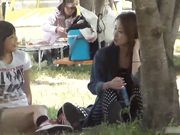 可爱美女公共场所大胆抠逼自慰