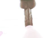 马桶盖上秀口活紫薇稀毛逼喷水