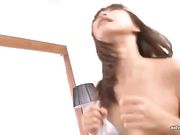 最爱小姨子迷人的笑容 3P让她欲罢不能