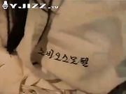 初次约炮极美人妻 口交的感觉很生涩 应该是第一次吧