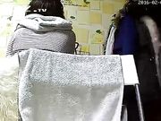 破解摄像头监控偷拍美女出浴