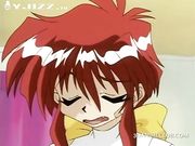 金发美女裸体在床上被哥哥花样玩弄