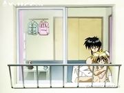 金发美女裸体在床上被哥哥花样玩弄