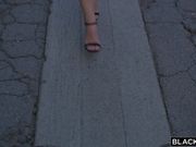 极品黑衣丰满美女屁股摇摆很销魂尤物搞穴肾虚