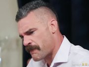 趁着孩子不在家用力操