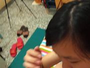 少女与男友啪啪手持相机拍摄性爱自拍流出表情销魂招操完美露脸