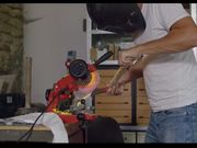 修理工搞丰满漂亮小姐姐妹子白嫩吞吐吸允技术不错