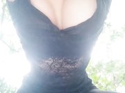 穿开档情趣内衣的无毛粉木耳少女和狼友啪啪 然后用苦瓜插穴自慰