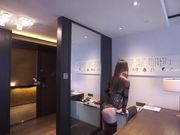 白金版视频流出风吟鸟唱气质模特刘X然跪着给摄影师吃屌