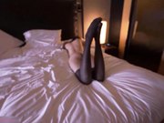 最新众筹果哥精品大尺度白金版视频女排姑娘被摄影师淫猥玩逼