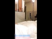 长屌猛男酒店开房双飞爆草九零后姐妹花，颜射妹妹的脸上一脸精子