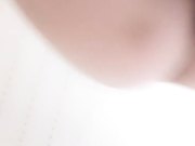 掰开逼给你看特写，沙发椅上玩弄骚逼激情抽插