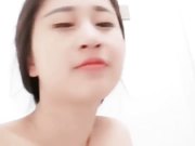 带着气质少妇闺蜜一块伺候大屌粉丝鸳鸯浴啪啪