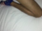 偷偷下药迷倒带到旅馆开房啪啪 身材不错随便操