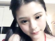 网红脸妹子情趣肚兜自慰 卫生间按摩器震动逼逼毛毛比较浓密