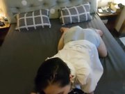 上海气质美女大学生刘XX给包皮屌老外吃鸡巴啪啪口爆颜射脸上