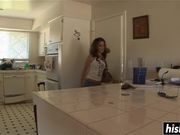 监狱里来福利啦