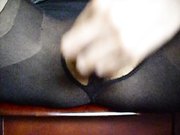 坐在板凳上诱惑你