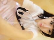 湿润的粉嫩美穴和包皮小帅哥互舔